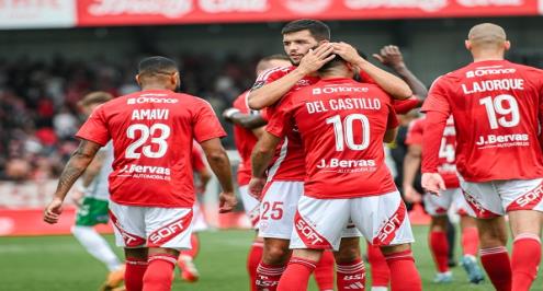 بريست يضرب سانت إتيان برباعية في الدوري الفرنسي